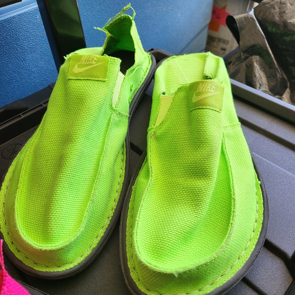 Nike Canvas Shoes